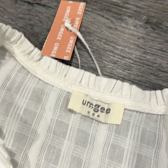 umgee USA NWT White Ruffled Women's Top Blouse - small/medium - Picture 6 of 6
